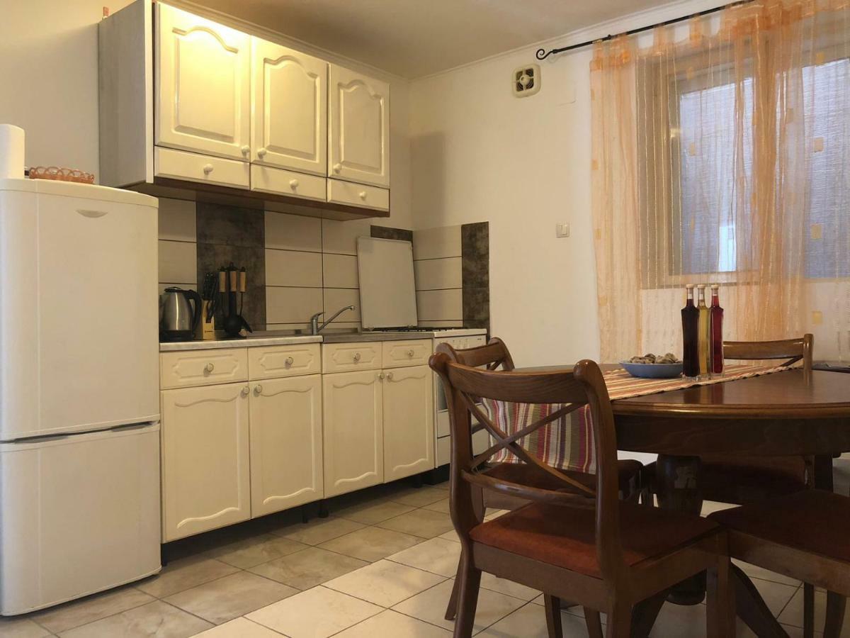 Apartmani Josipa Šibenik Екстериор снимка